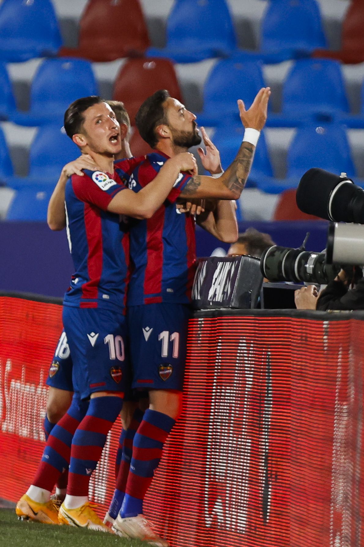 Las imágenes del empate entre el Levante y Barcelona en el Ciutat de València