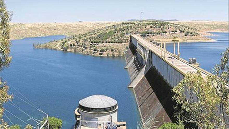 La producción hidroeléctrica en Extremadura cae casi a la mitad por la sequía