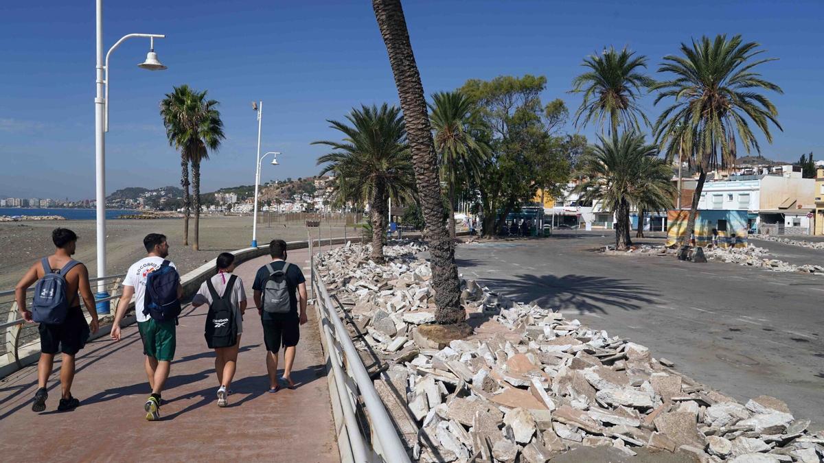 Inicio de las obras de remodelación en el paseo marítimo de Pedregalejo