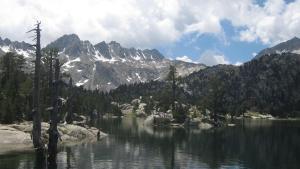 Els Pirineus s'escalfen: perden tres dies de gelades i guanyen gairebé cinc dies d'estiu per dècada