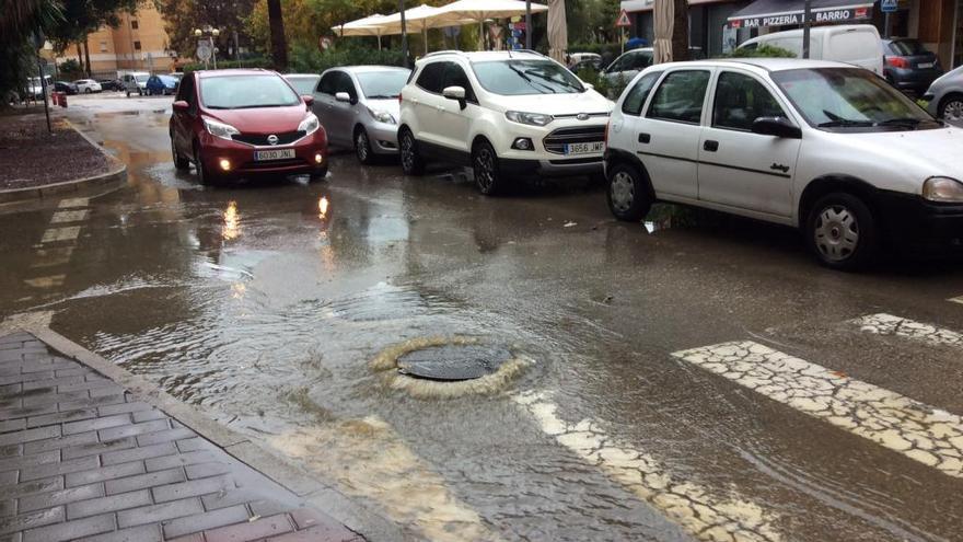 El alcantarillado de Dénia se desborda por el tapón de las toallitas húmedas