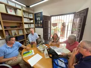 La Semana Santa de Crevillent invita a la de Málaga a participar en el centenario de su revista pasional