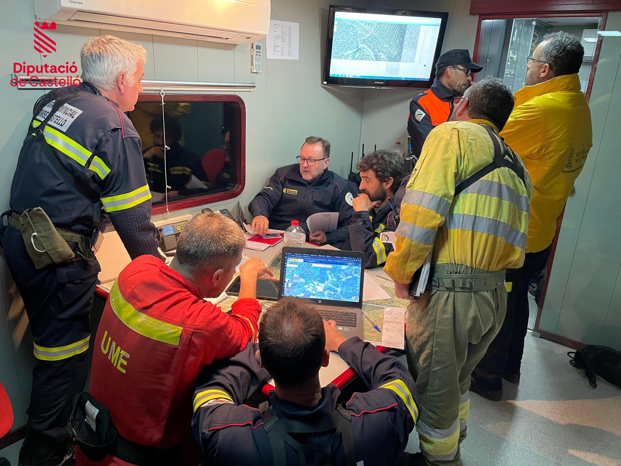 Galería: Otra noche de pesadilla para los bomberos