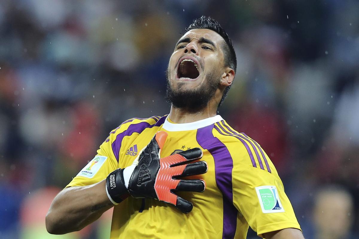 El guardameta argentino Sergio Romero tras parar uno de los penaltis de Holanda durante el partido Holanda-Argentina, de semifinales del Mundial de Fútbol de Brasil 2014, en el Arena de São Paulo de São Paulo, Brasil