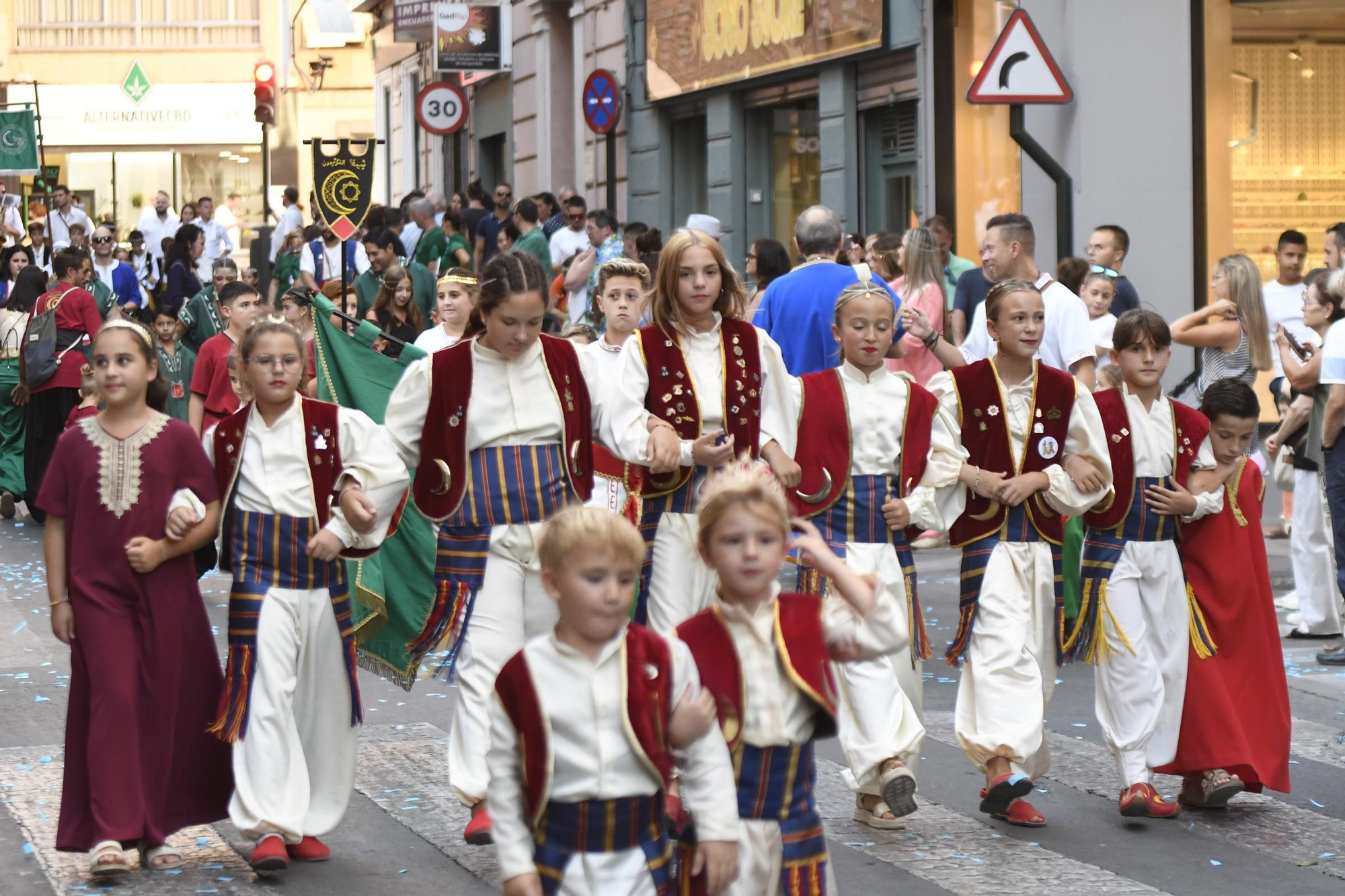 Fesfile infantil de las Fiestas de Moros y Cristianos de Murcia