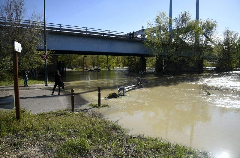 La crecida del Ebro se acerca a Zaragoza