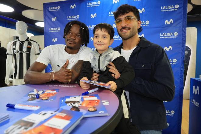 Búscate en la galería con Amir Abedzadeh y Brian Cipenga (Castellón)