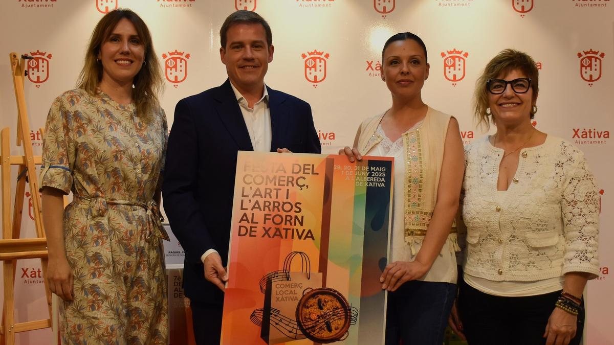 Presentación de la Festa del Comerç, l'Art y l'Arròs al forn en Xàtiva.