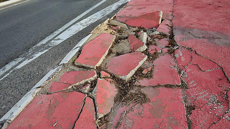 La Generalitat abandona  carreteras comarcales afectadas por la DANA 