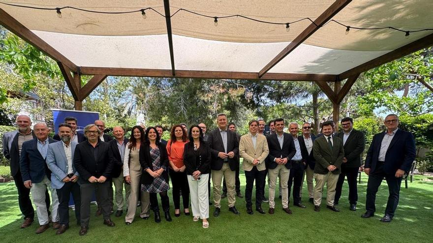 El Consell promete inversiones de 800 millones hasta 2030 en infraestructuras viarias e hídricas en Alicante