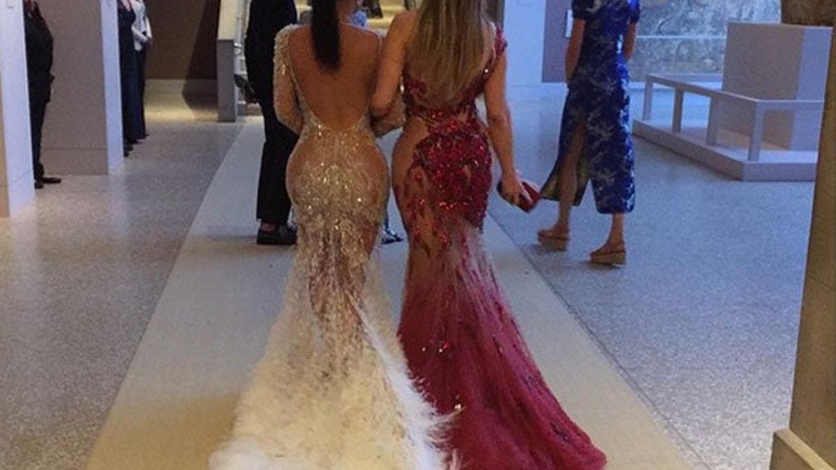 Kim Kardashian y Jennifer Lopez, juntas en la gala Met 2015