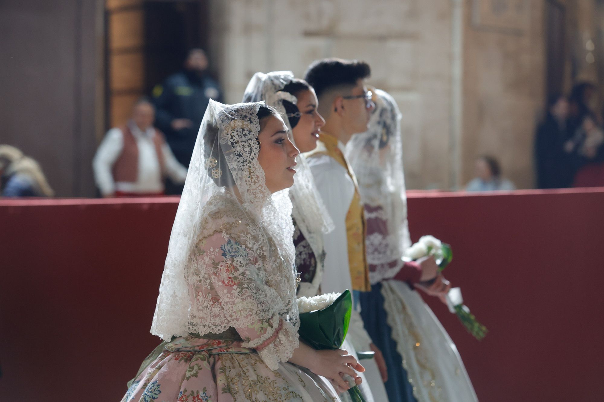 Todas las fotos de la Ofrenda del 17 de marzo entre las 23 y las 00 horas por la calle San Vicente