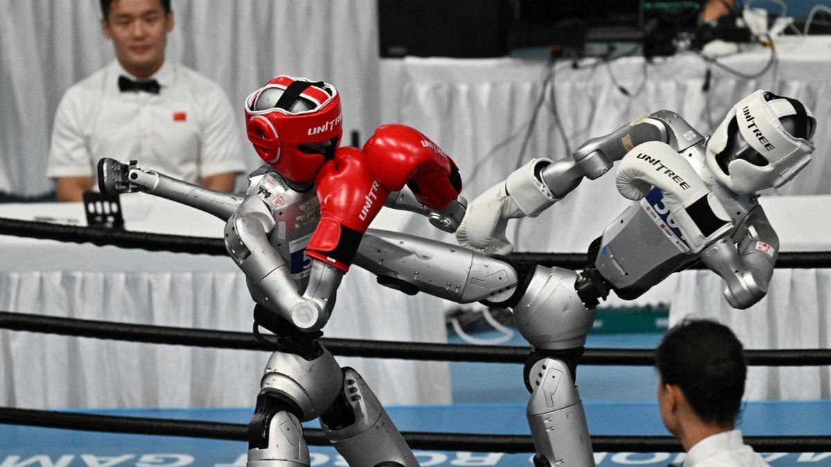 Los robots de los Juegos de Pekín corren más, saltan más... y tienen que aprender a frenar