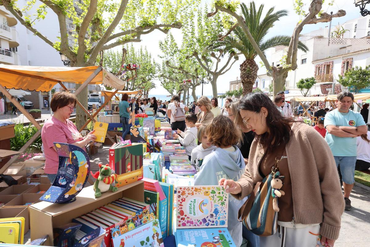 Feria del libro Santa Eulalia Feria del libro Santa Eulalia
