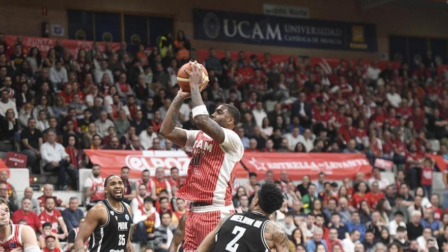 Triste final en el Palacio: el UCAM Murcia se queda sin final europea pese a la exhibición de DeJulius