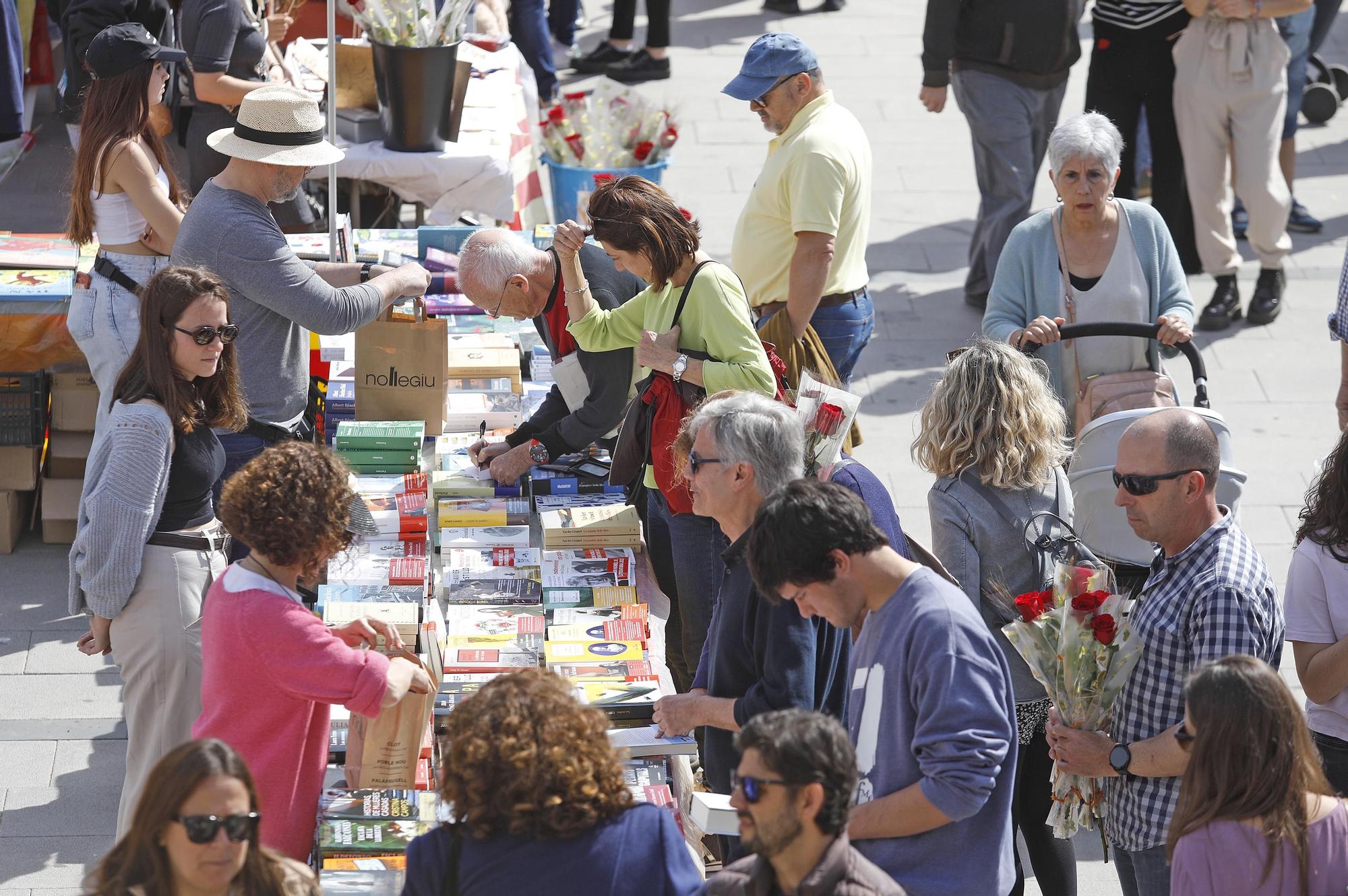 La diada de Sant Jordi 2023, a Palafrugell