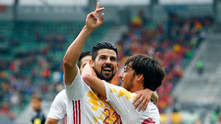 Nolito guía a España en su primer test