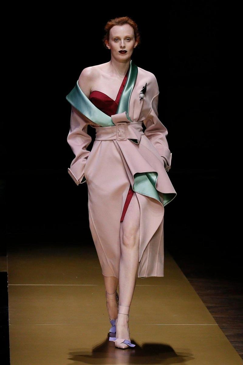 Haute Couture FW16: Atelier Versace
