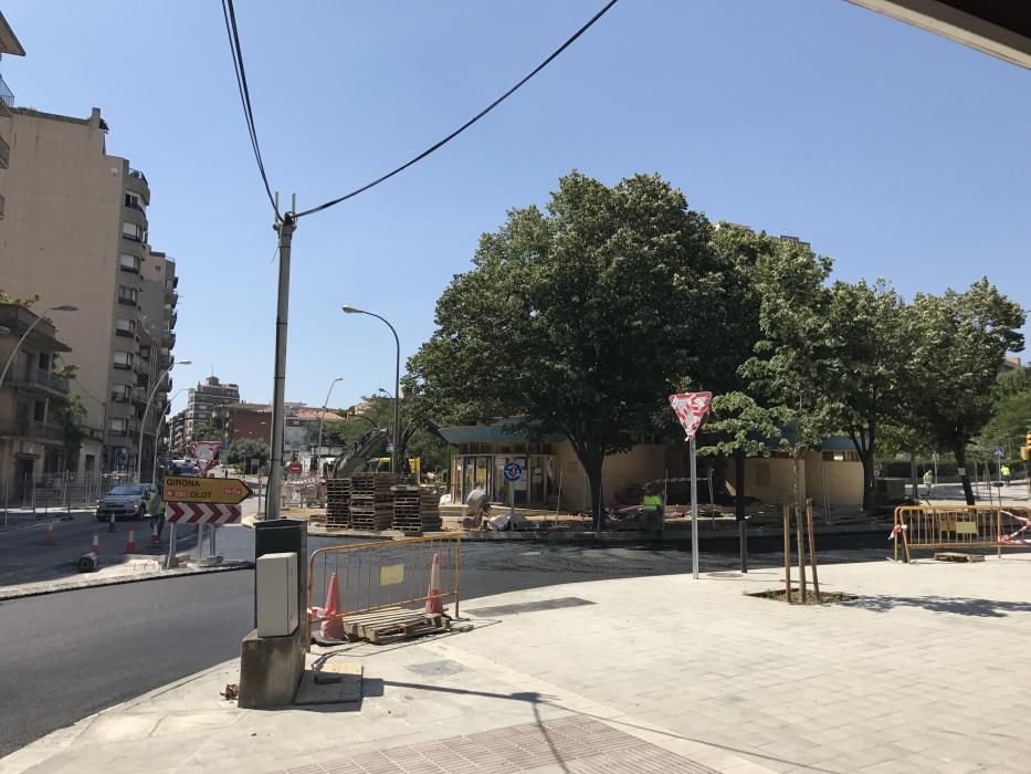 Asfaltatge plaça del Sol de figueres