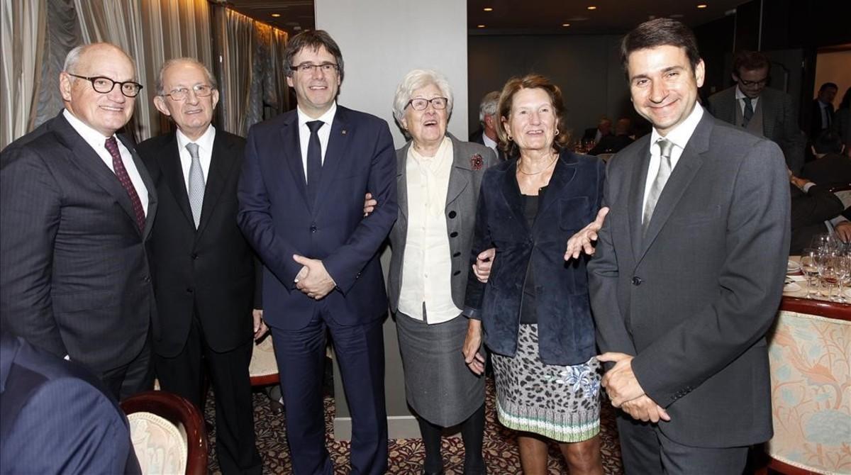 homenatge a Nestor Lujan  presidit per Carles Puigdemont