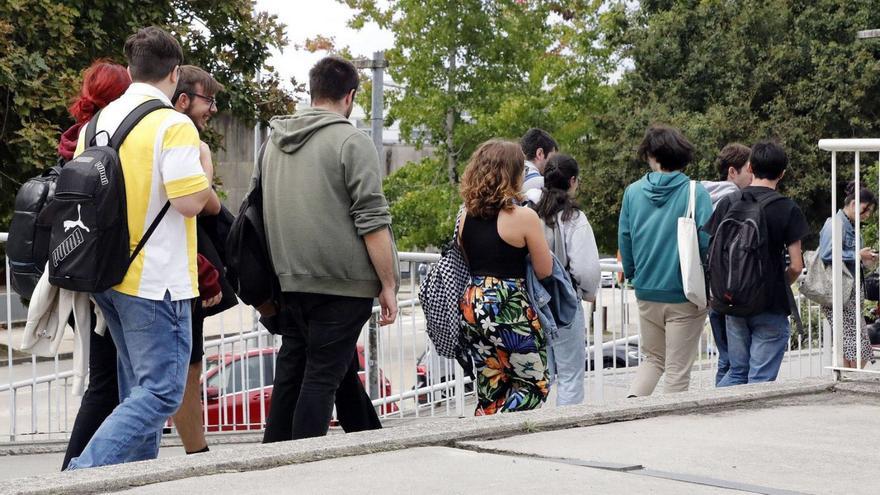 Santiago ya no acepta el próximo curso más alumnado universitario en grados de Ciencias de la Salud