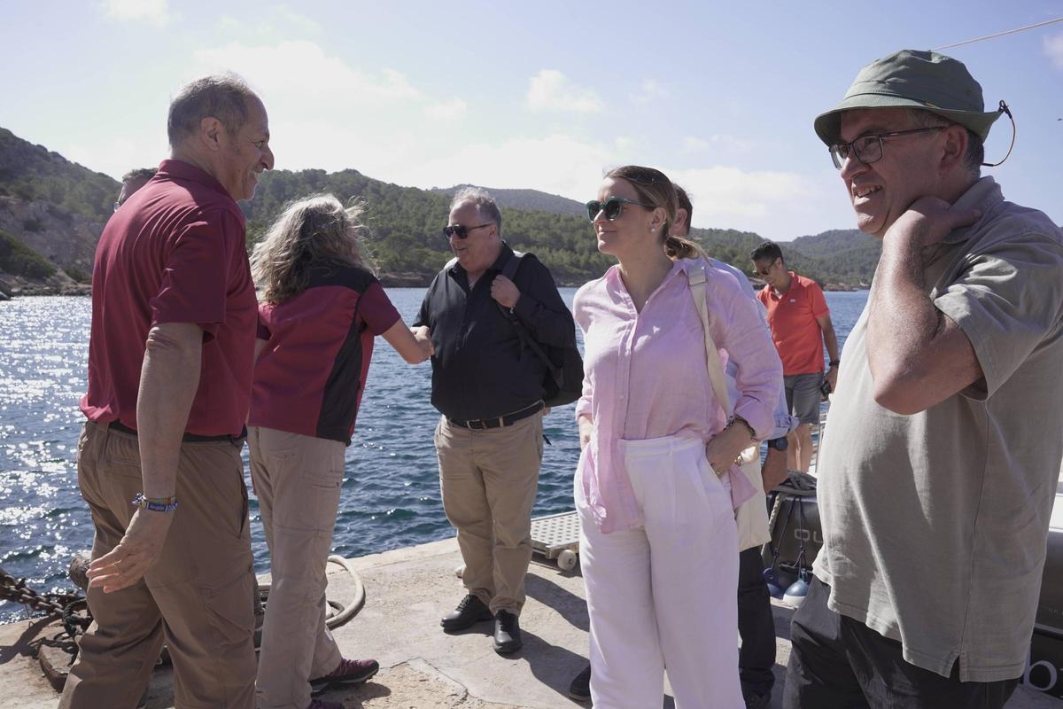Marga Prohens visita la isla de Cabrera Marga Prohens visita la isla de Cabrera
