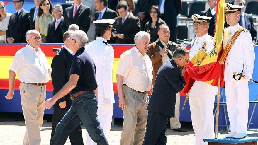 Última jura civil de bandera celebrada en Vigo, en julio de 2010, donde participaron 150 civiles. // FdV