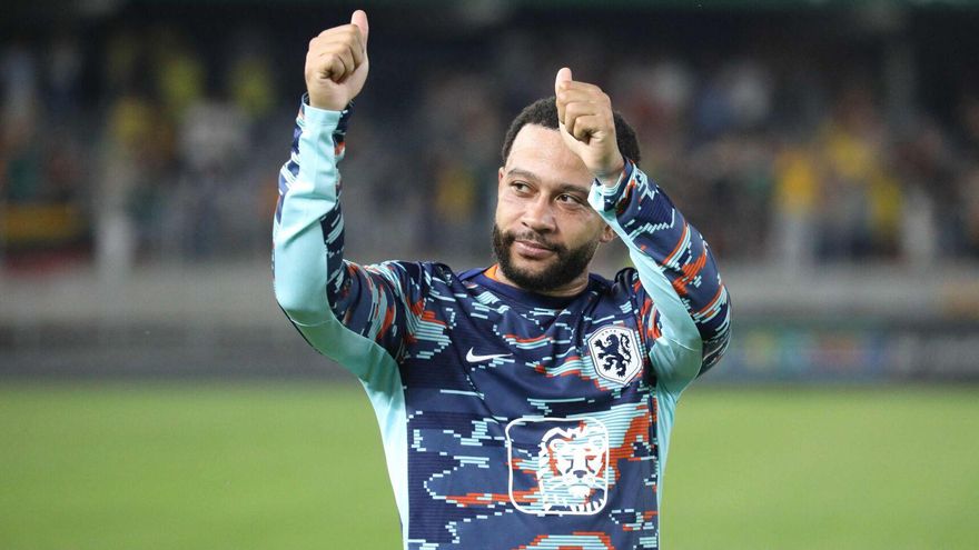 Memphis Depay hace historia con Países Bajos