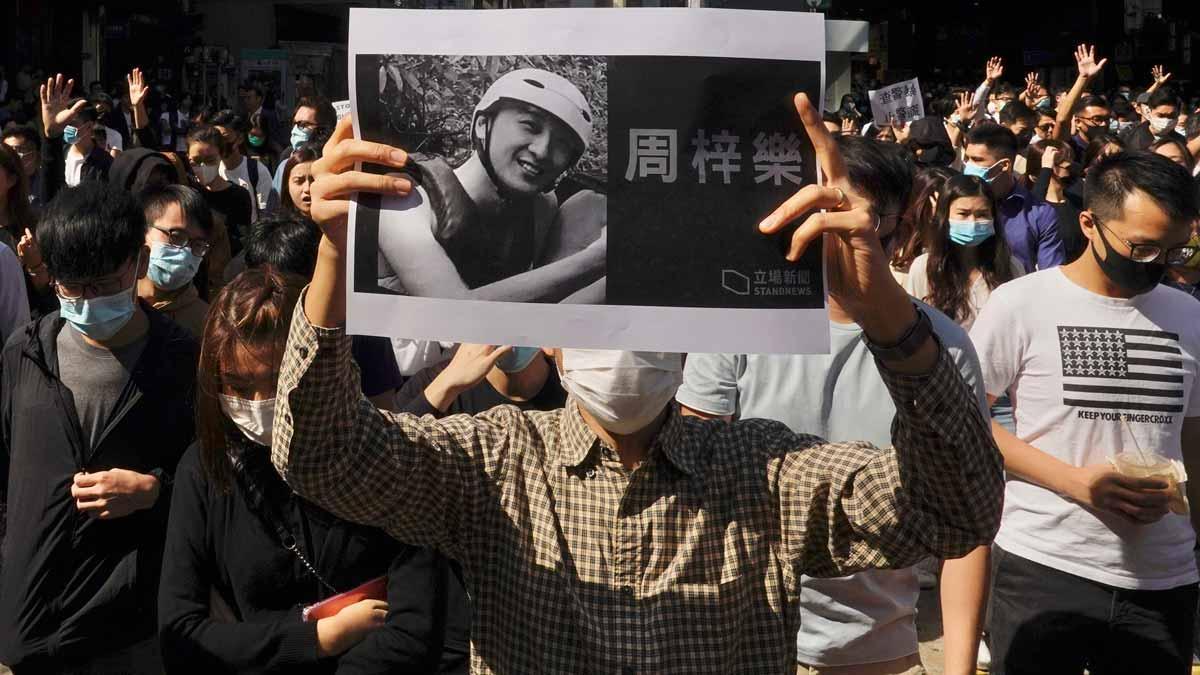 Manifestación en Hong Kong en contra de la violencia policial