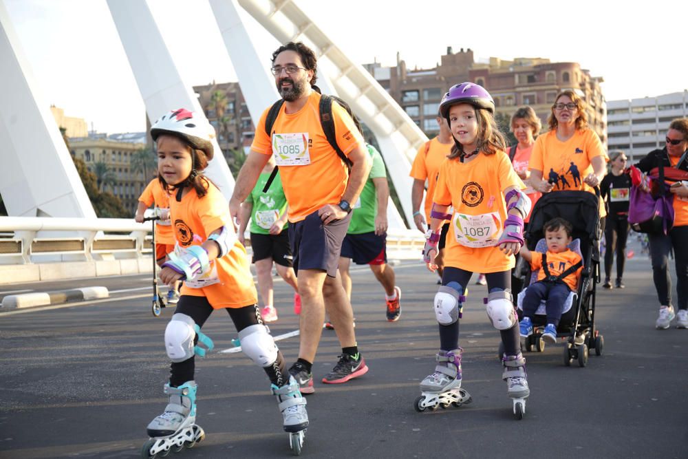 Marea en València contra el Cáncer de Mama