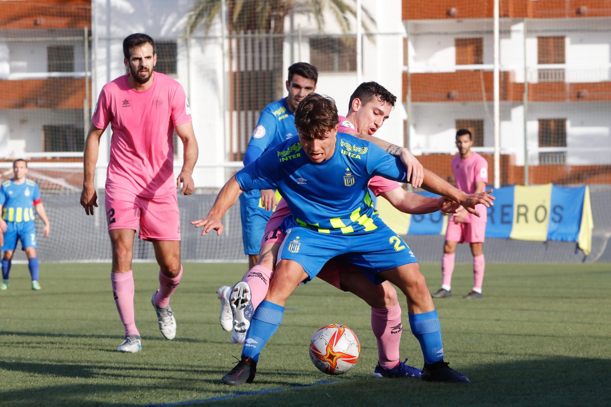 Partido entre el Inter Ibiza y el Binissalem