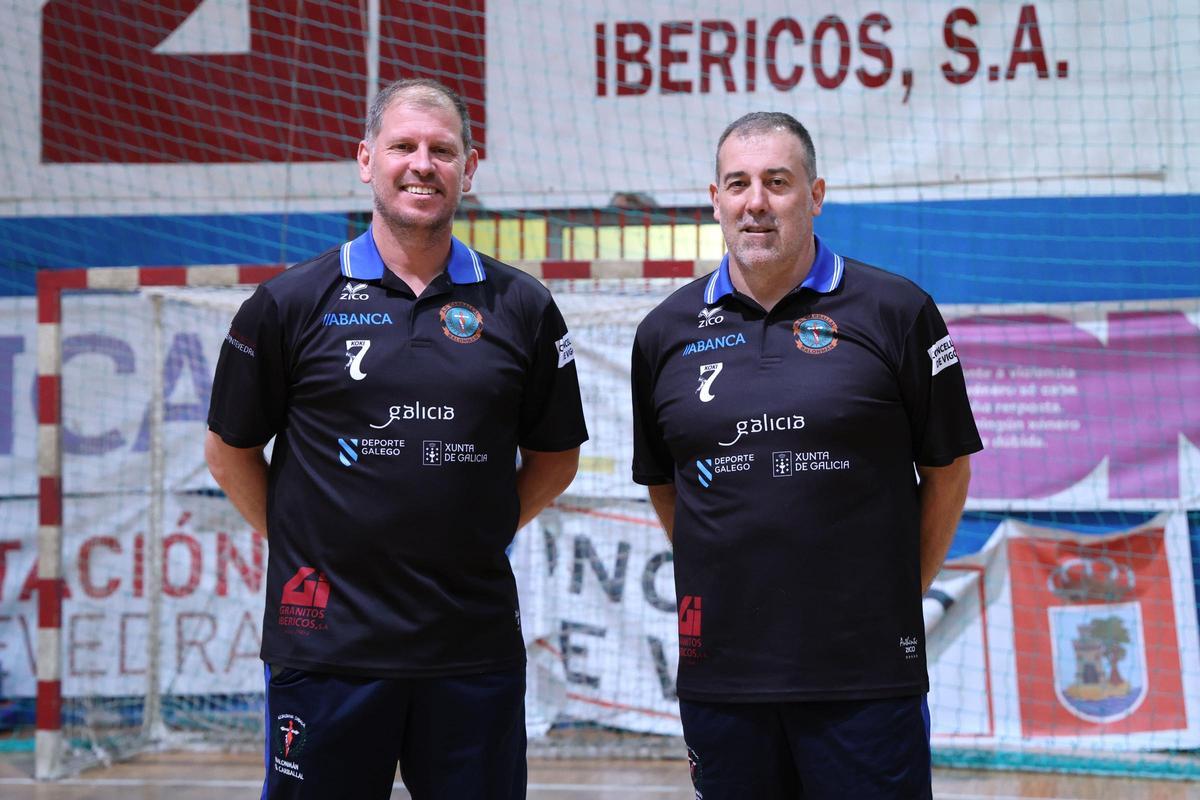 Javi Díaz y Fran González entrenadores del Balonmano Carballal