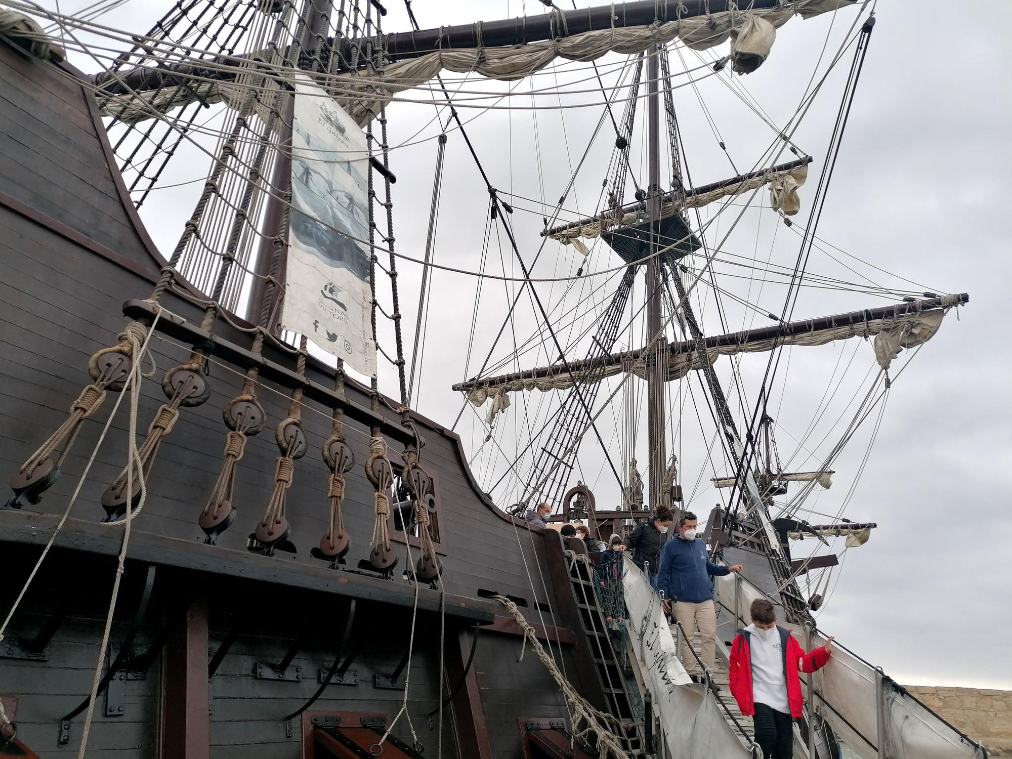 ¡Arriad velas! El 'Galeón Andalucía' ya puede visitarse en Peñíscola