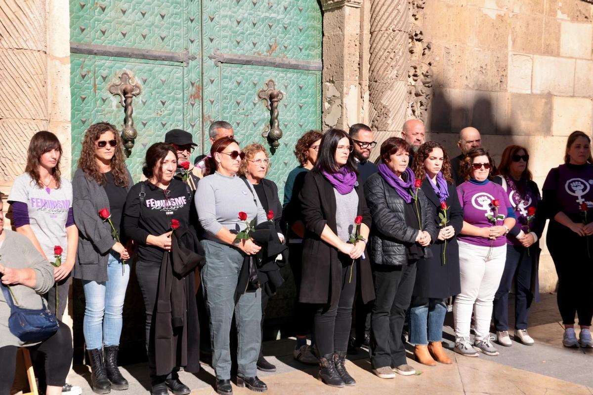 Actos por el 25N en el Ayuntamiento de Alicante