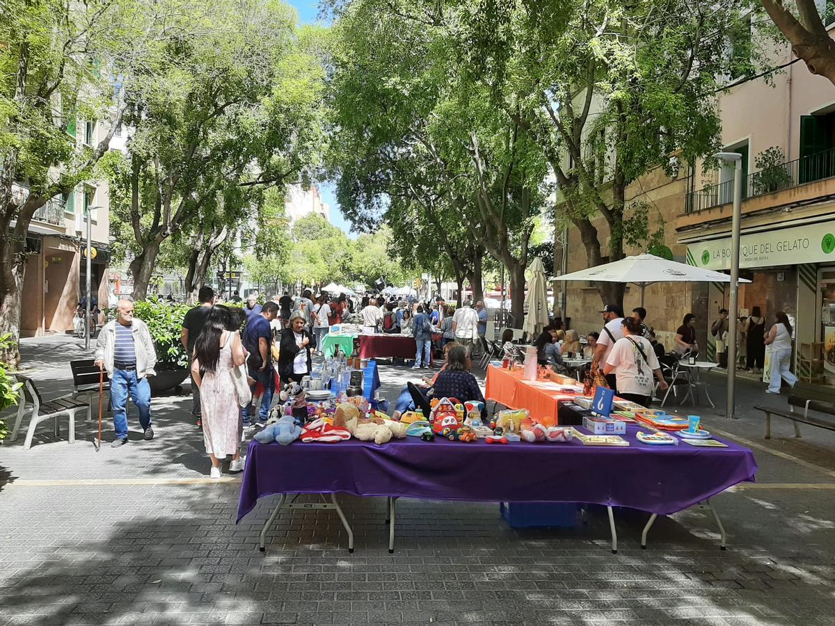 Imágenes del mercadillo friki celebrado en Blanquerna, Palma Imágenes del mercadillo friki celebrado en Blanquerna, Palma