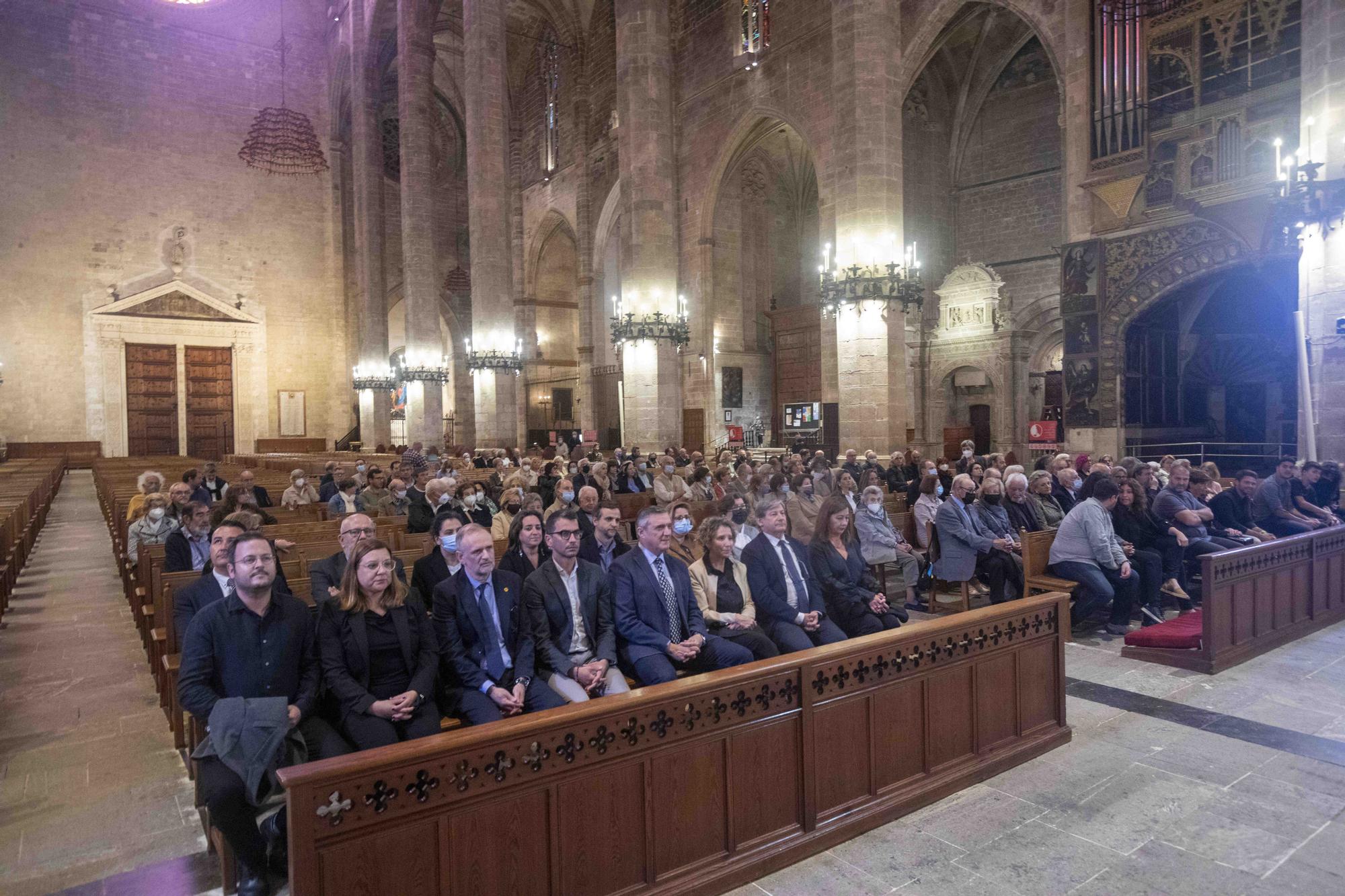 Funeral en la Catedral por el historiador y monje mallorquín Josep Massot i Muntaner
