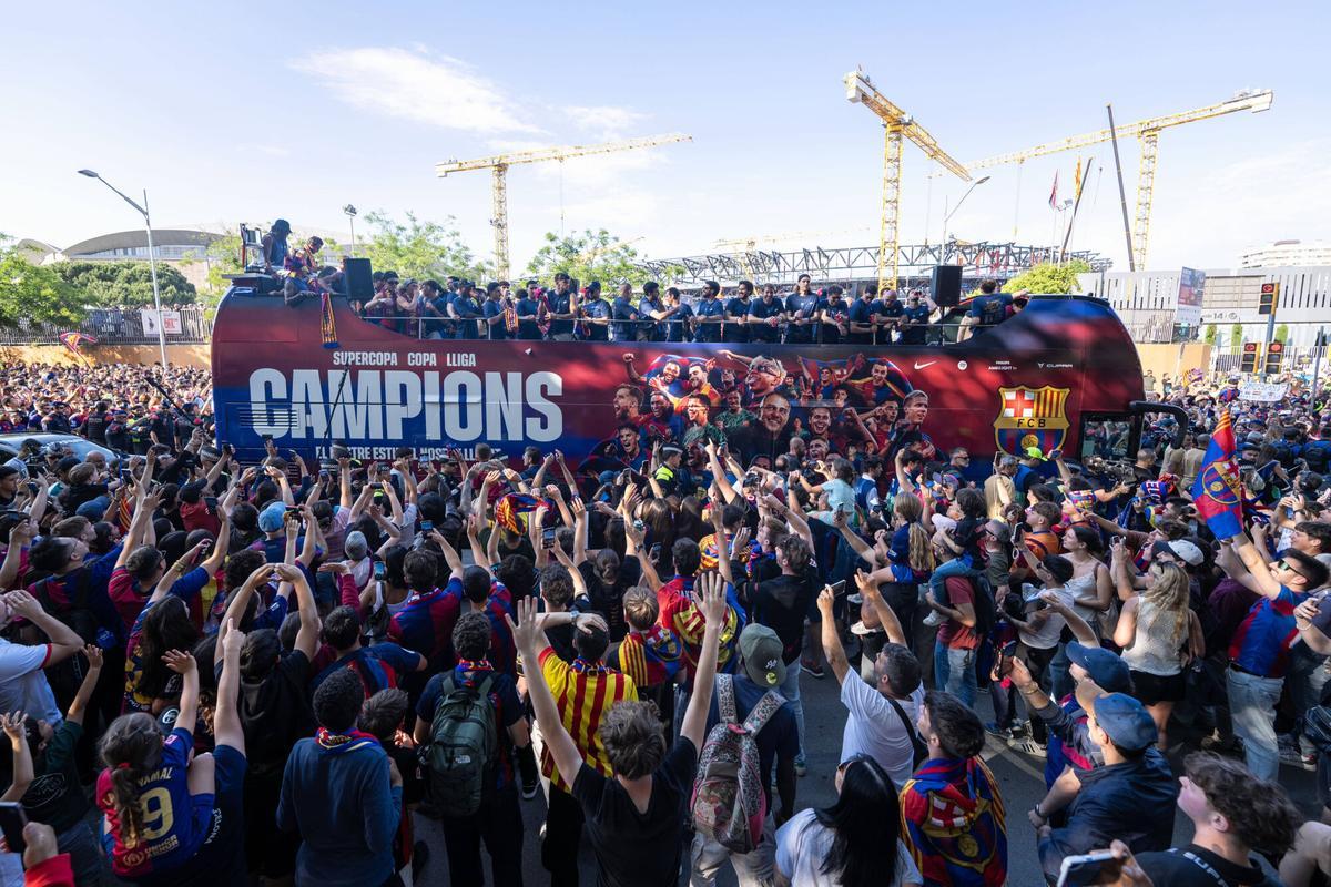 La rúa del Barça por las calles de Barcelona 