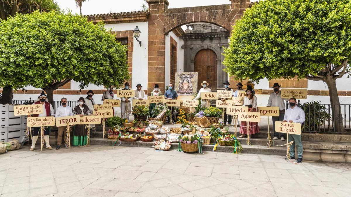 Imagen de archivo de la Ofrenda a la Virgen del Pino.