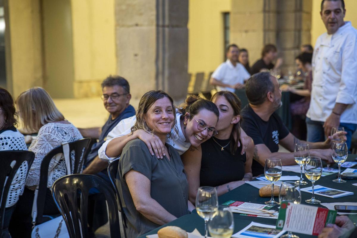 Les millors imatges del sopar de la Festa del Tomàquet 2026