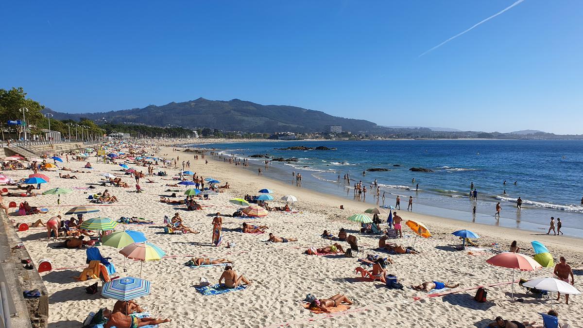 Vista de la playa de Samil en el año 2020