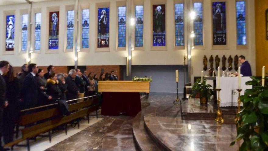 Sentida despedida a José Manuel Tartiere en la iglesia de los Carmelitas