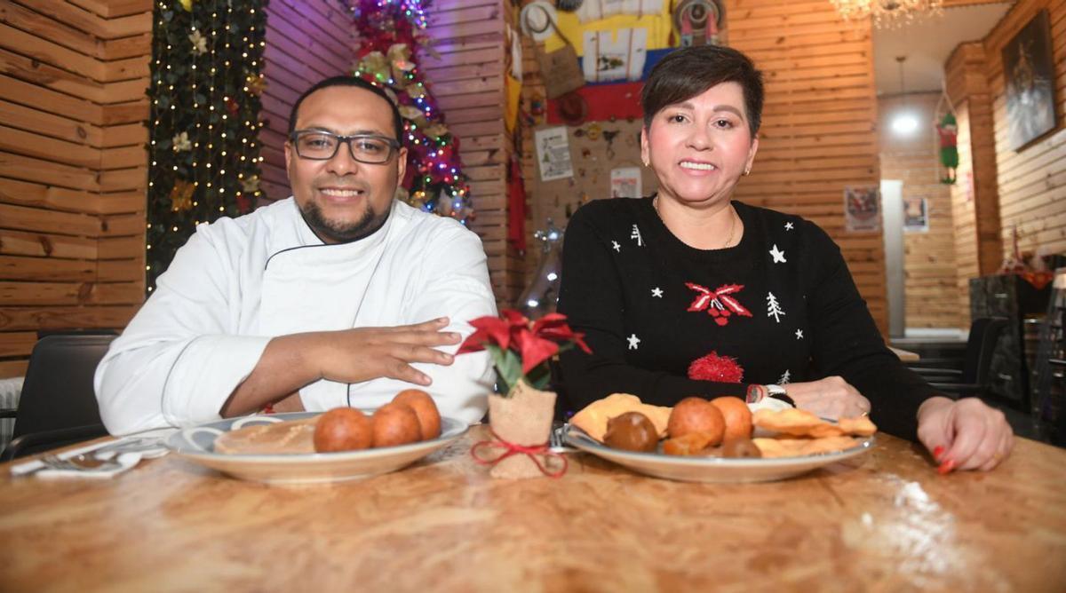 Juan Posada y Viviana Daza, cocinero y responsable de Isabella Café.   | // CARLOS PARDELLAS 