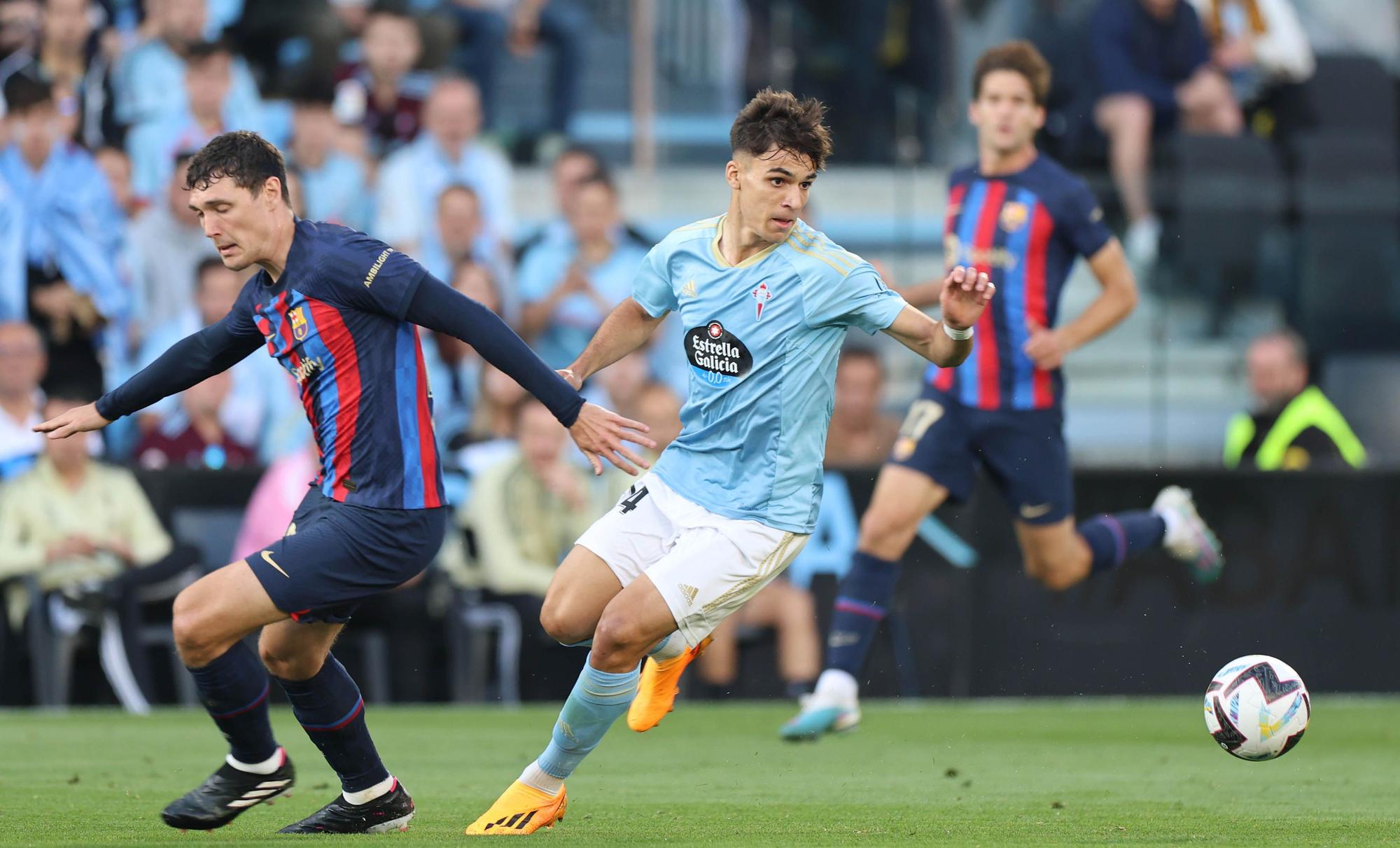 Lágrimas de felicidad en Balaídos: otro final de temporada agónico del Celta