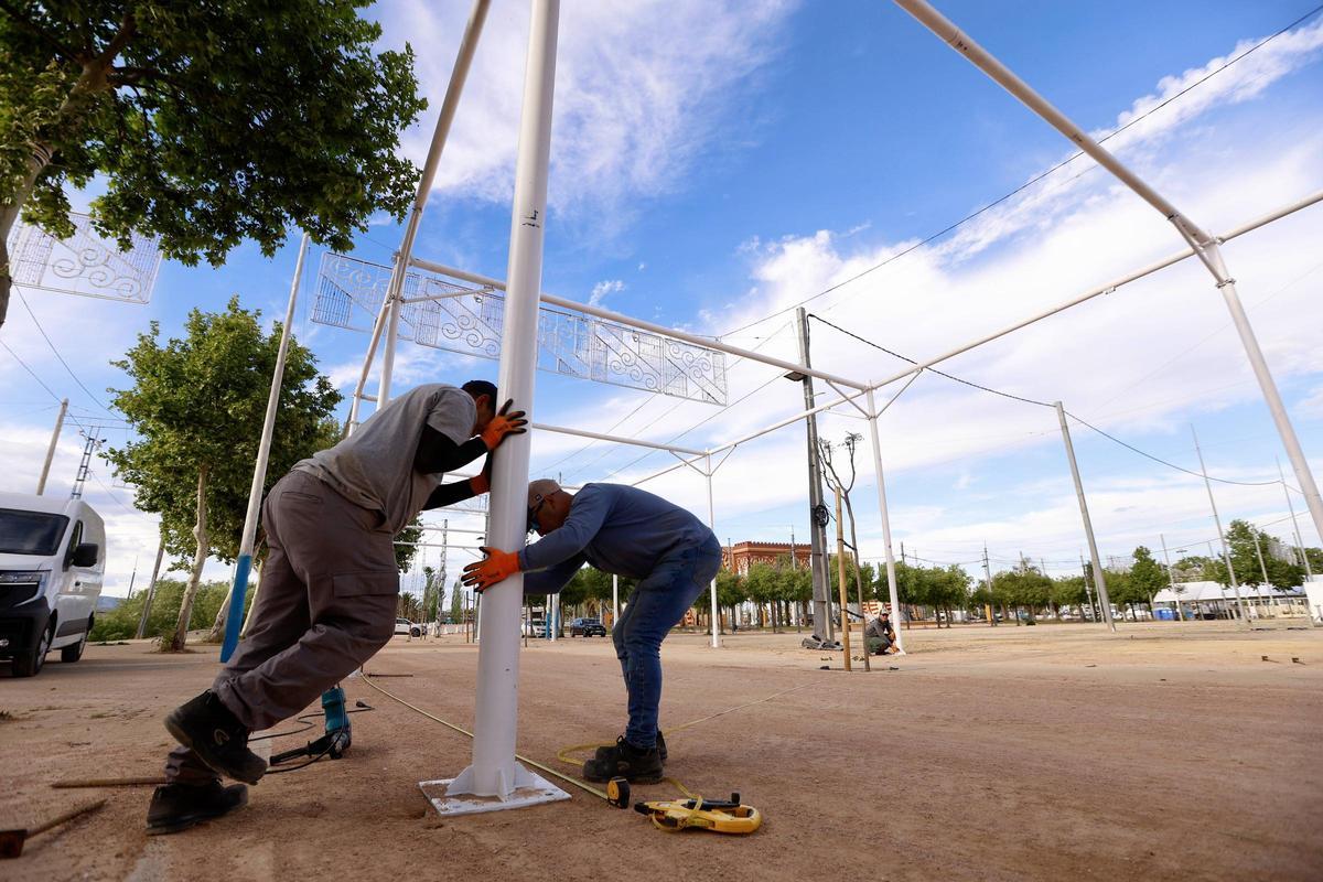 Comienza la instalación de toldos para la Feria 2026