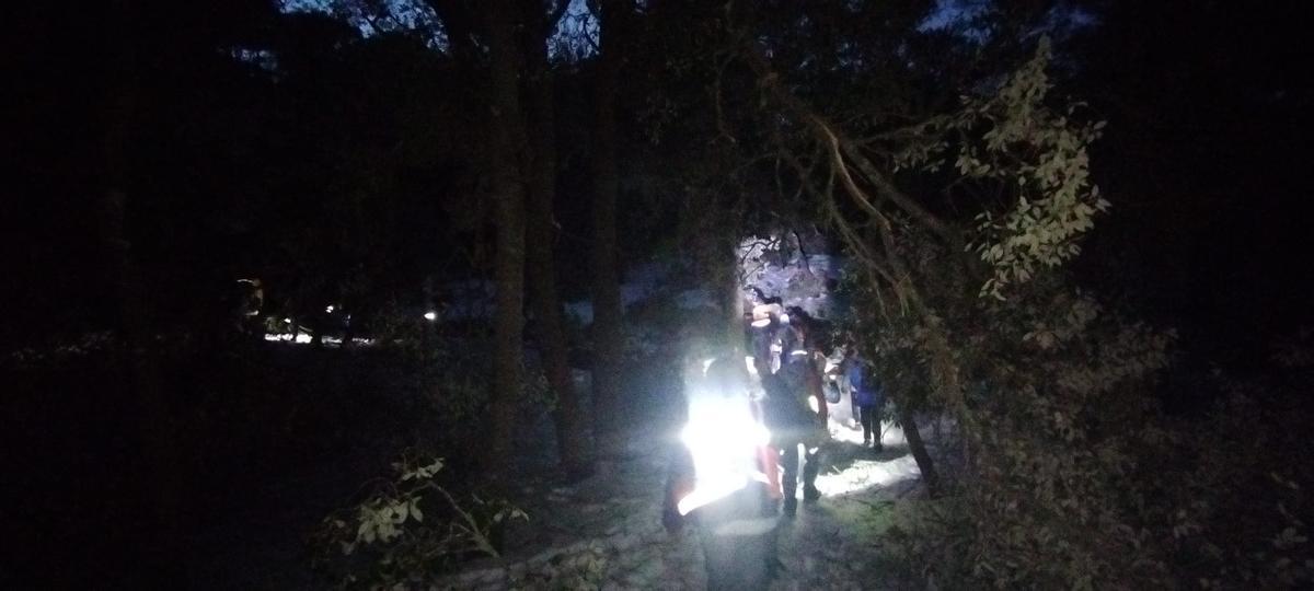 FOTOS | Operativo de búsqueda de los 13 menores perdidos en la Comuna de Bunyola FOTOS | Operativo de búsqueda de los 13 menores perdidos en la Comuna de Bunyola