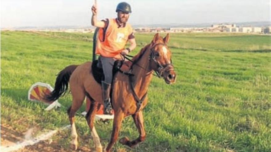 Francisco Castejón gana con autoridad el Sierra Morena