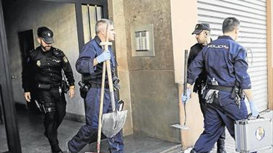 Fallece un hombre en el incendio de una vivienda en Valencia