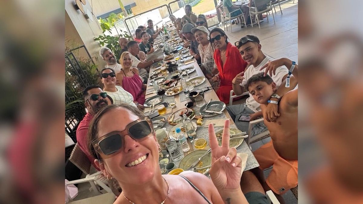Anabel Pantoja celebra por adelantado su 39 cumpleaños con una fiesta con amigos