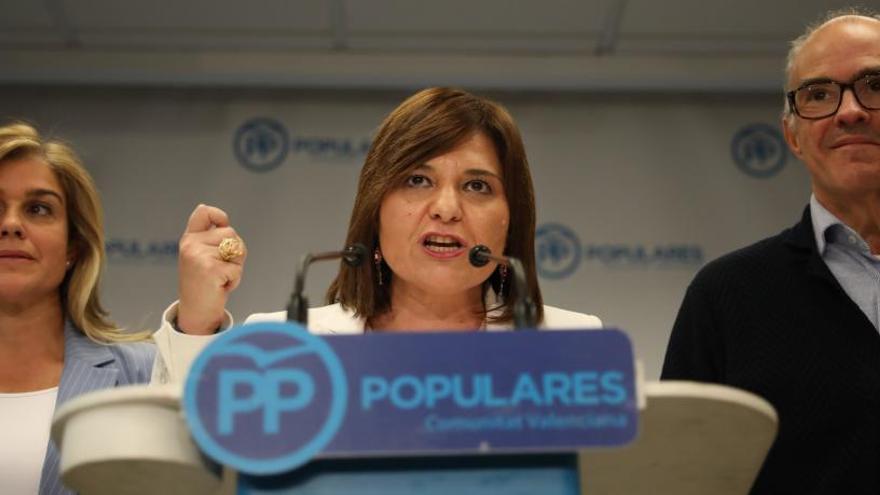 La presidenta del PPCV, Isabel Bonig, valora los resultados tras la jornada electoral del 10N.