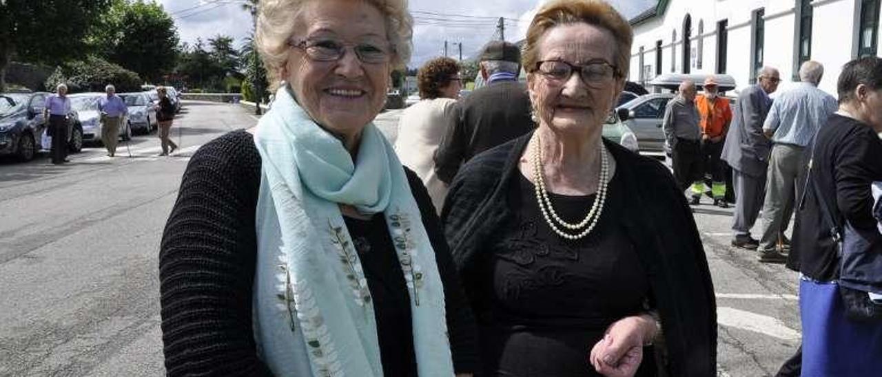 Celia Maribel López y Mercedes López.